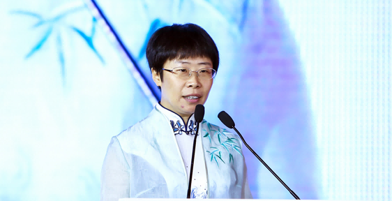 2018中國十大品牌女性蒙曼：詩有力量，女性與詩歌同在