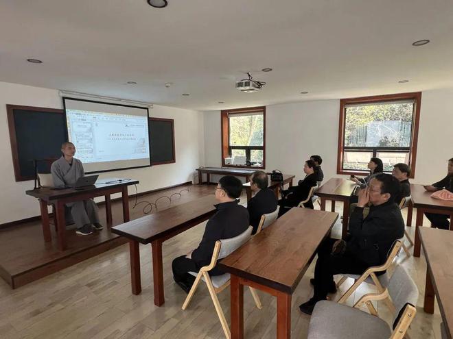 浙江大學董平教授及武漢大學國學院歐陽禎人、肖航教授一行參訪天臺祖庭玉泉寺